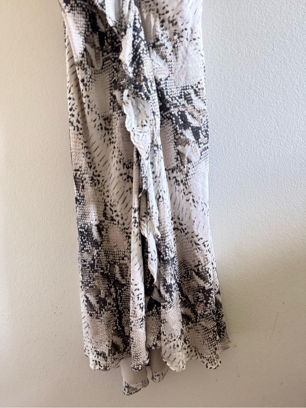 Haute Hippie Silk Snake-Print Ruffle Slip Midi Dress size Large - Picture 8 of 14